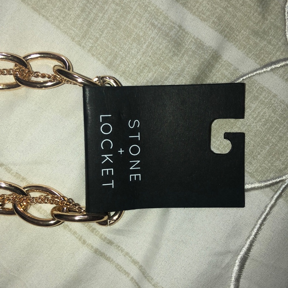 Necklace - Picture 2 of 3